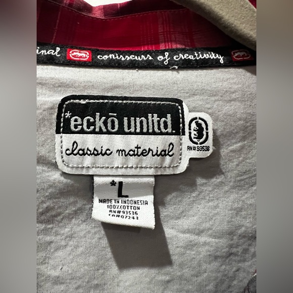 MUST BUNDLE Men’s Ecko Unlimited Shortsleeve Button Down - Picture 2 of 3